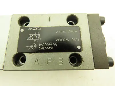 Wandfluh AK4Z60A Pneumatic Solenoid Operated Hydraulic 4/2 Spool Valve 5000 PSI