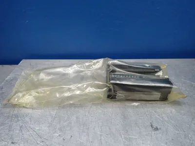 New | in-Stock THK SSR20XW Tooling & Accessories (Other) | HGR 24 #750522