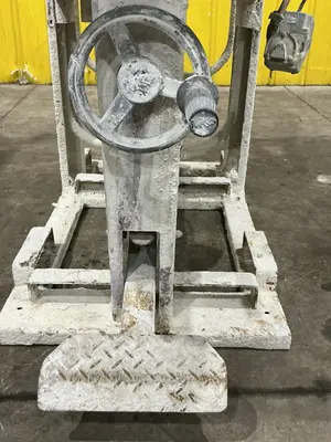 7.5 HP X 20" MK WET BRICK AND BLOCK SAW: YOBRO #25031