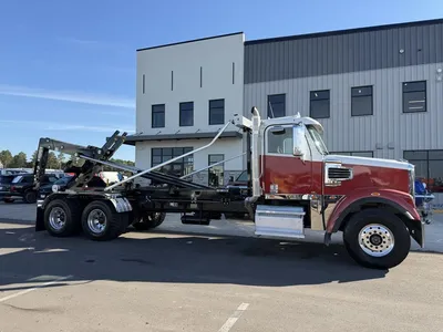 Used 2023 FREIGHTLINER 122SD SWAPLOADER HOOKLIFT Hooklifts & Roll-Offs Minnesota US | Carco Truck & Equipment #1513868