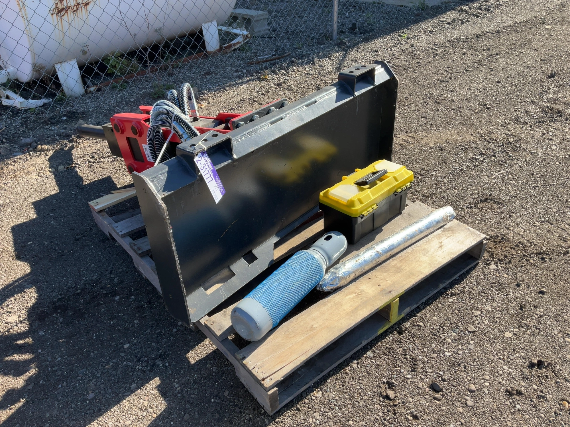 Used RAYTREE RMH680 HYDRAULIC HAMMER SKID STEER ATTACHMENT Misc Construction Attachements Michigan US | Miedema Asset Management Group #1579270