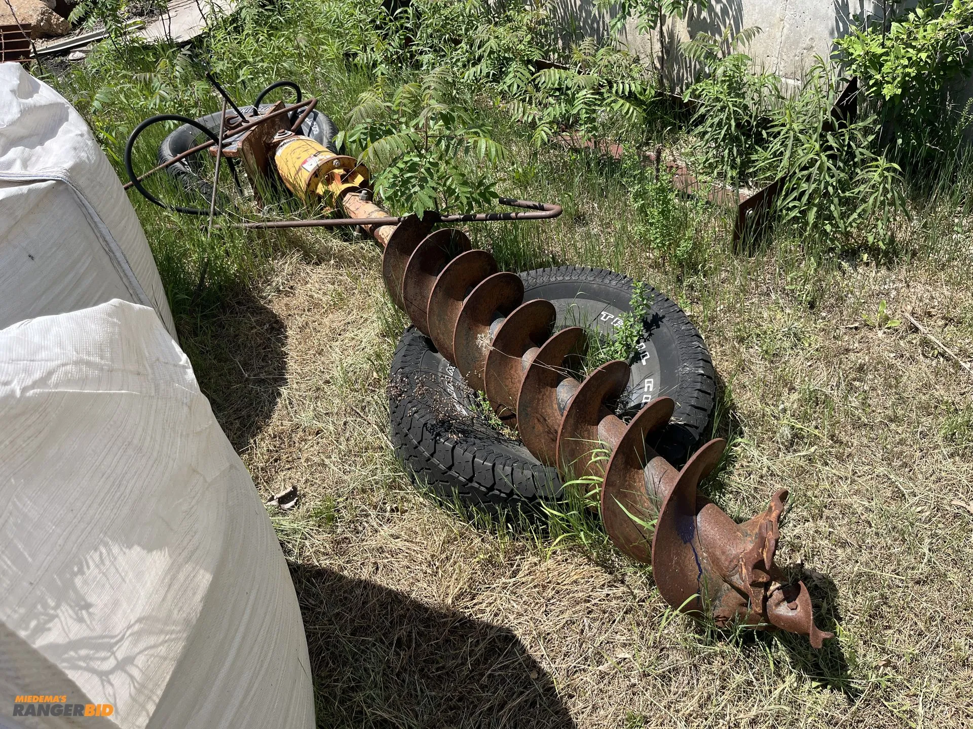12" Backhoe Auger