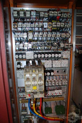 USED 1981 DORRIES. CTE 320