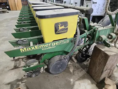 USED JOHN DEERE 1730 MAXEMERGE PLUS