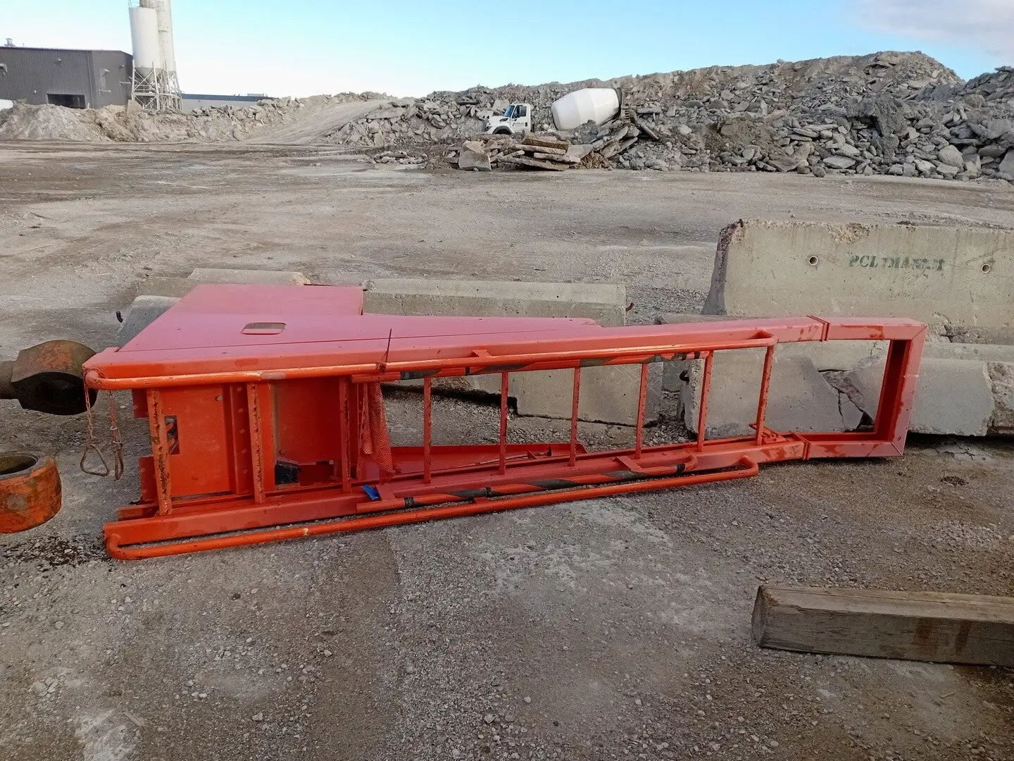 EX3600 Access Ladder