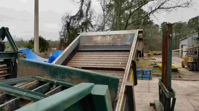 60" Steel Belt Feed Conveyor