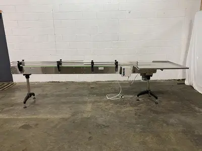 9' Modular Conveyor with Accumulation Table