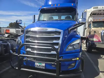 Used 2019 FREIGHTLINER CASCADIA 126 Conventional trucks California US | Ben Kaplan Equipment #1414118