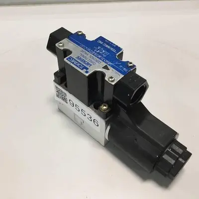 USED TOKIMEC DG4V-3-2A-M-P7-H-7-52