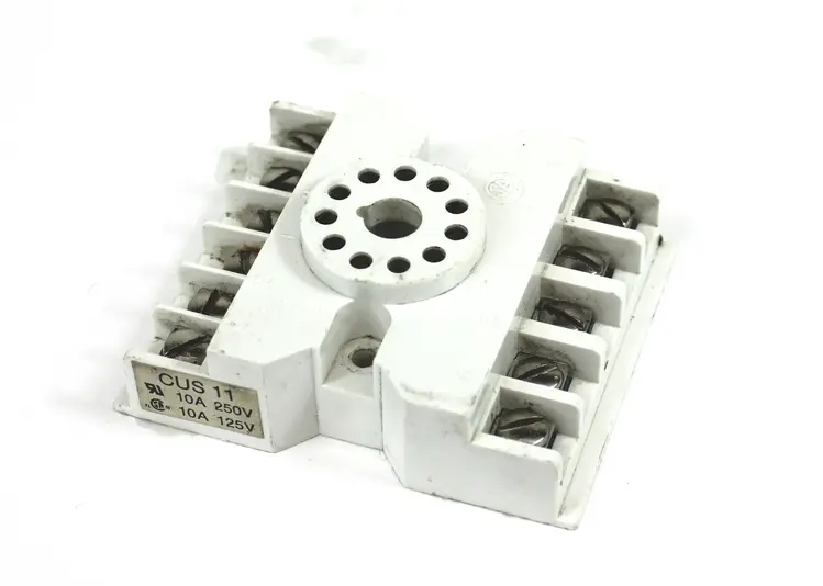 Used CURTIS CUS 11 Relays & Switches Kentucky US | Industrial Parts R Us Inc. #356586