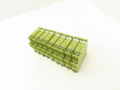 Comat C133.01/24VDC Relay 2NC 2NO Lot of 9