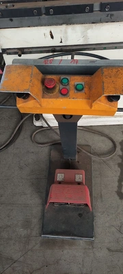 BAYKAL 4-axis CNC Hydraulic Press Brake, in good working condition, visible under power