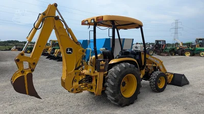 USED 2002 DEERE 110