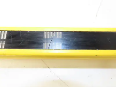 440L-P4J0960YD Guardshield Safety Light Curtain Transmitter/Receiver Set -READ