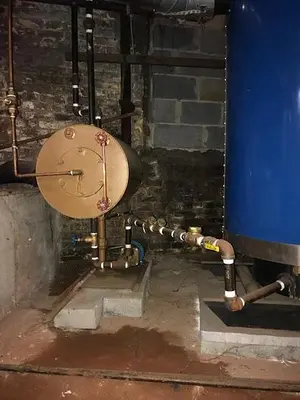 Hurst High Pressure Boiler 15 HP like new!