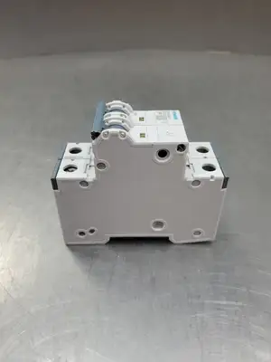 USED Siemens 5SY4230-7 MCB C30 Circuit Breaker, 400V, 2 Pole