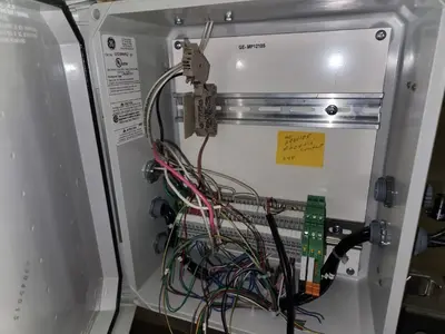 Ips Wrap-around Labeler, Model 1500