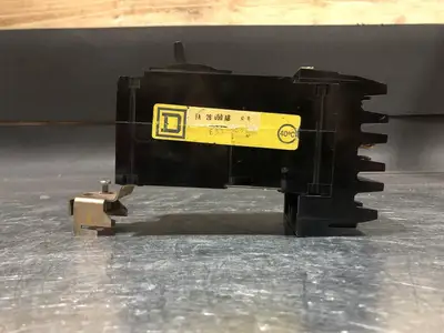 USED SQUARE D FA26090AB