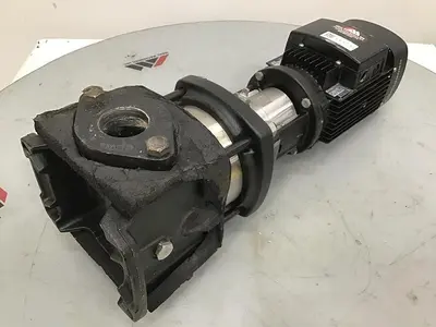 USED GRUNDFOS CR15-01 A-B-A-E-HQQE