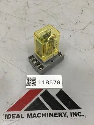USED IDEC RR2P-U / SR2P-06