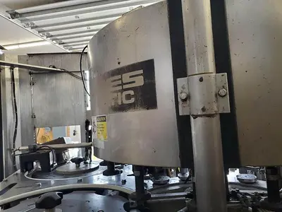 USED 1993 KRONES STARMATIC 16 STATION ROTART LABLER
