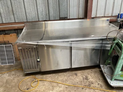 124-0040 93" Self Contained Deli Work Station