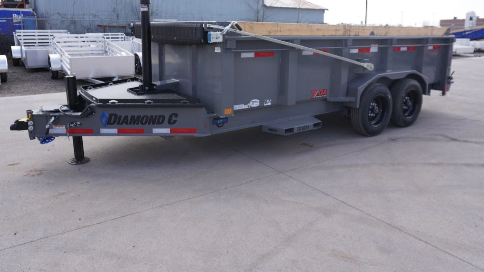 USED 2022 Diamond C LPT