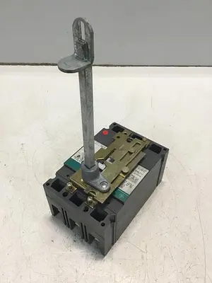 USED GE TED136100 / DISCONNECT