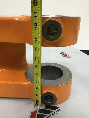 USED CINCINNATI MILACRON 5022219