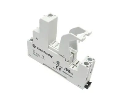 USED ALLEN BRADLEY 700-HN221 SER. B