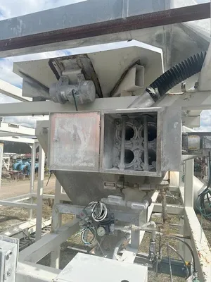 SUPERSAC UNLOADING STATION Extrusion Components - Feeders | Perry Equipment (3)