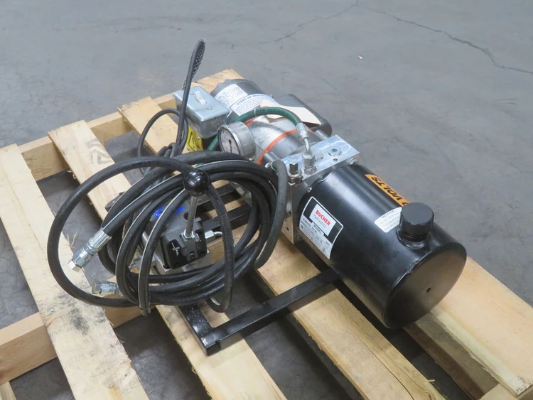 Used BUCHER _UNKNOWN_ Hydraulic Pumps | OCO Industrial #1742347