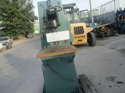 Cemco, multi spindle drill press / vertical boring machine wood or aluminum