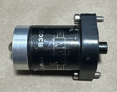 USED Clippard R302