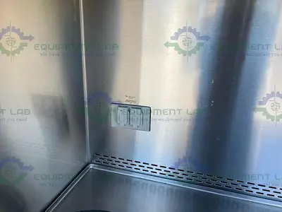 USED NUAIRE NU-425-400 CLASS II TYPE A2 BIOLOGICAL SAFETY CABINET 4 FT