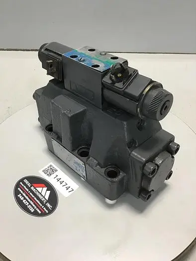 Used VICKERS DG4V-3S-6C-M-U-HL7-60-EN490-B13 Valves/Fittings Michigan US | Ideal Machinery #694696