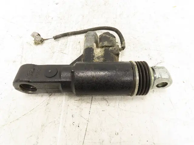 Used TOYOTA _UNKNOWN_ Hydraulic Cylinders | Arrow Industrial #633011