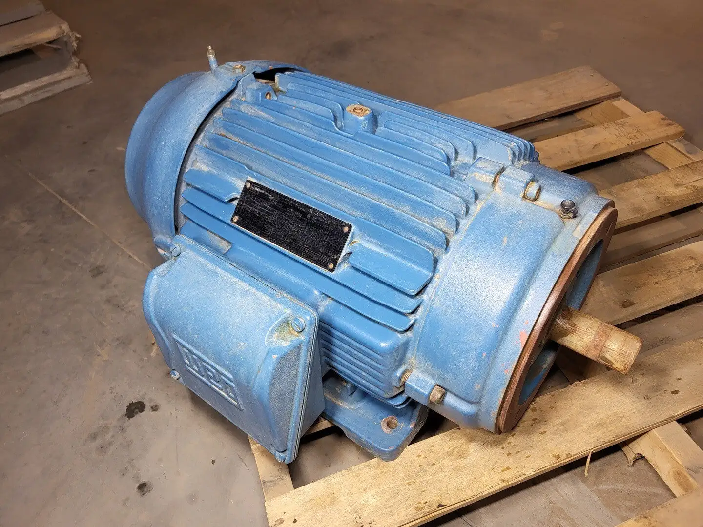 USED WEG W22