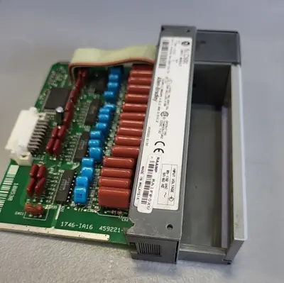 Allen-Bradley 1747-IA16 SLC 500(BIN354)