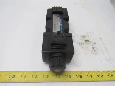 Yuken DSG-03-3C2 3 Position Spring Centered Solenoid Operated Directional Valve