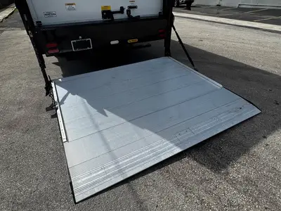 Used 2020 ISUZU NPR EFI Box trucks Florida US | Truck and Van Outlet #1509218