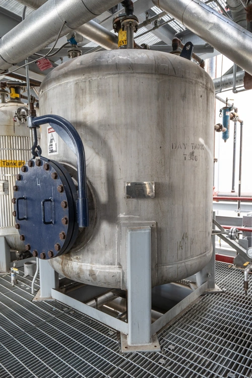 Used 2014 FENIX SS304 Stainless Steel Tanks | Solutions 4 Manufacturing #943751