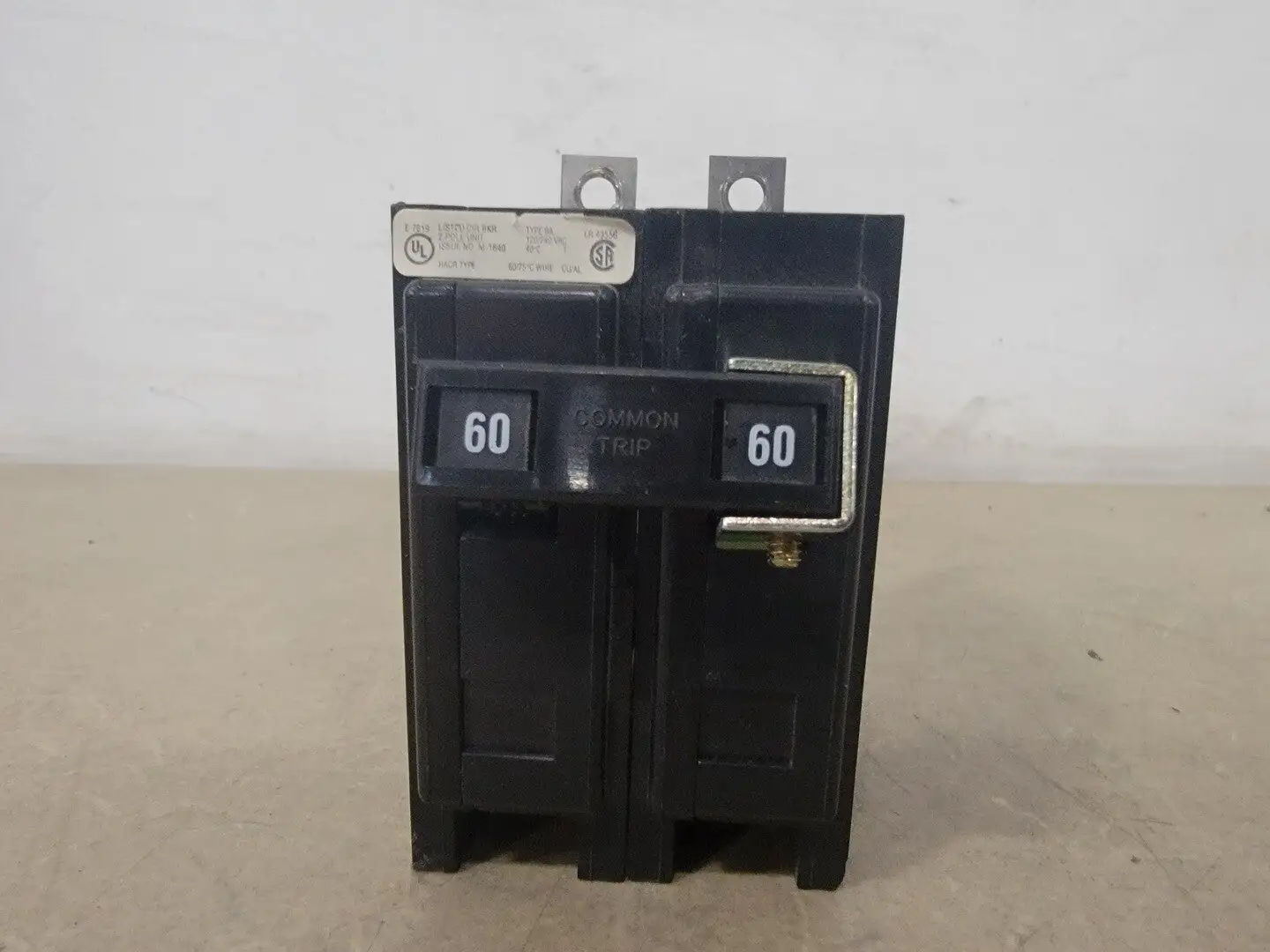 USED CUTLER-HAMMER BA260