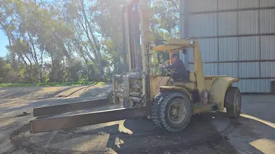 USED 1995 HYSTER H180E