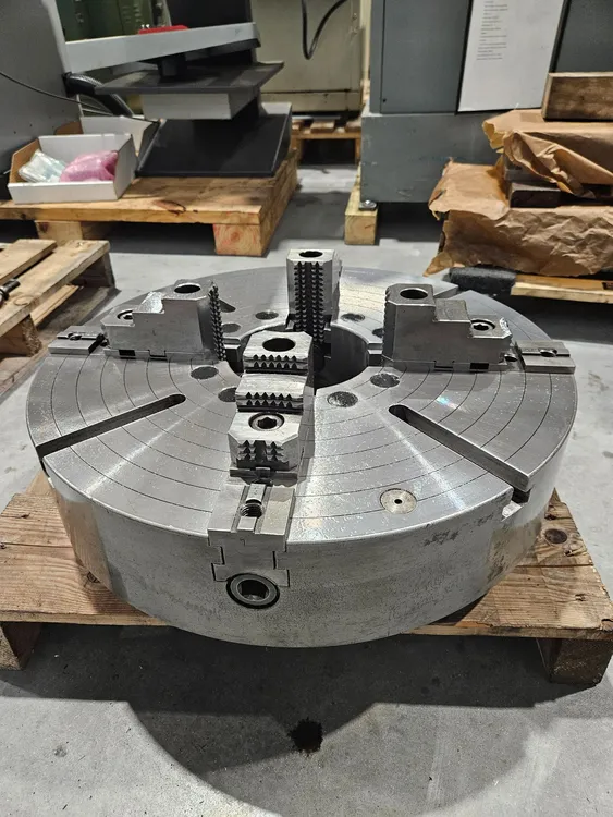 N/A 24" 4-Jaw Chuck Tooling | GMT