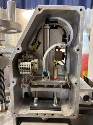 USED FORMAX F 6