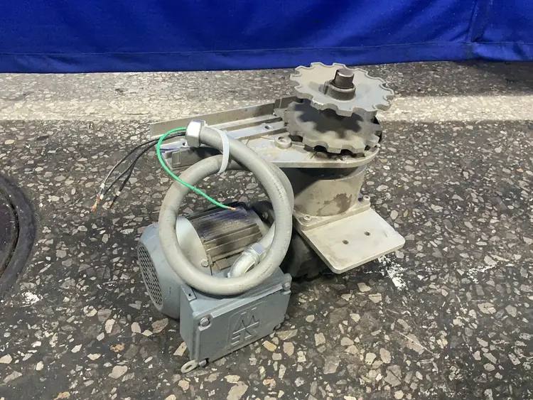 Used SEWEURODRIVE, INC GA37DT71D45045616 Motors (misc) Ohio US | HGR 24 #1764680