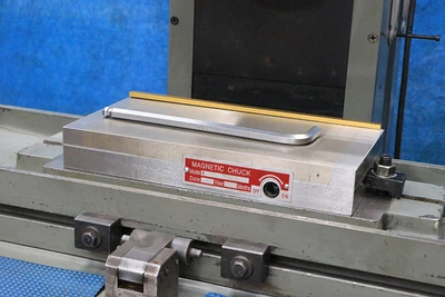 USED 1984 MITSUI MSG-200MH, 1984, 2X DRO, ROLLER BEARING TBL