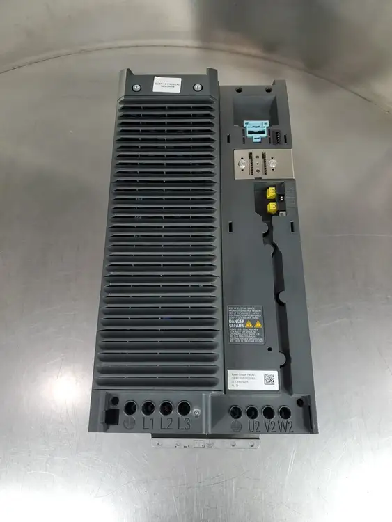Used Siemens 6SL3210-1PE23-8UL0 PM240-2 Power Module, 38A, 380-480V Variable Speed Drives South Carolina US | Palmetto Automation #1521213