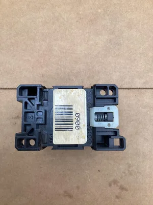 Allen-Bradley 100-A09ND22 Series B Contactor 240V